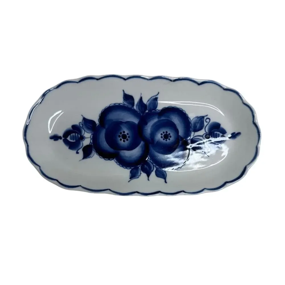 VINTAGE RUSSIAN GZHEL Porcelain Oval Serving Platter Hand Painted Blue Floral
